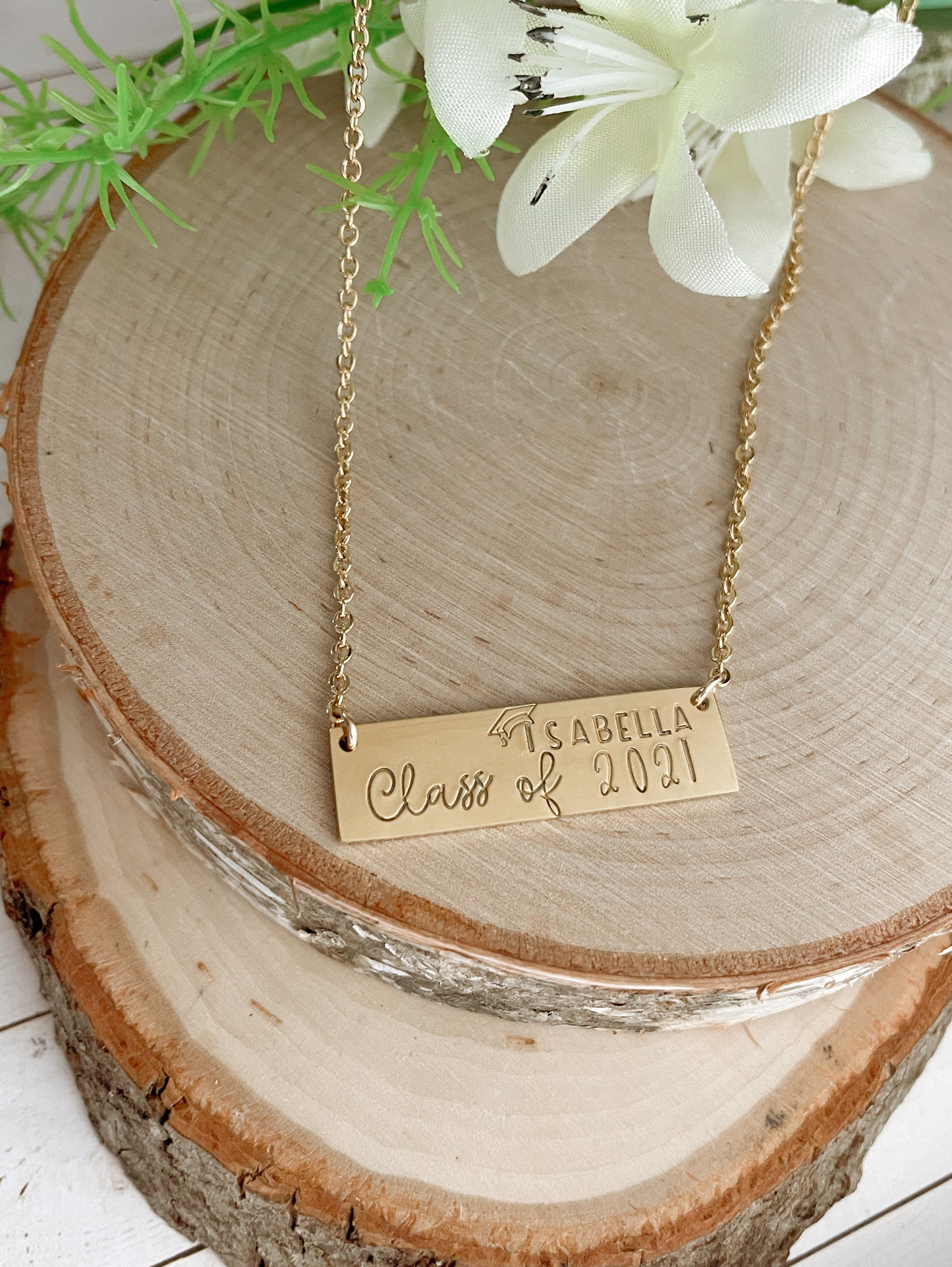 GRAD BAR NECKLACE