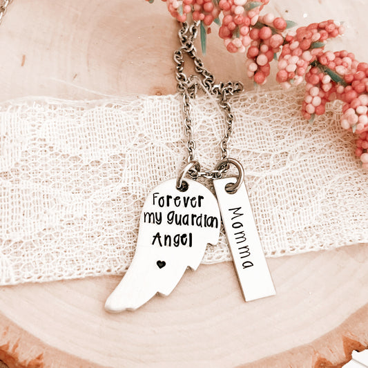 WING CHARM NECKLACE